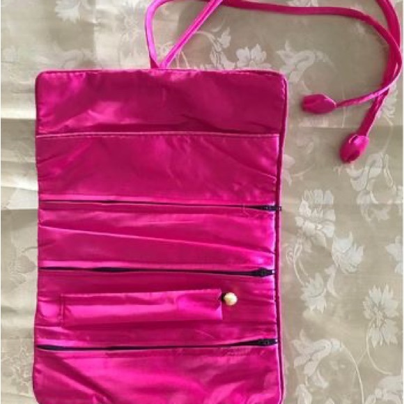 Silk bag with handmade embroidery - Picture 7 of 10